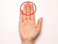 ふわふわニットと私。思わず触れたくなる”柔らかフォギー肌”のつくりかた