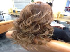 今年こそ挑戦しよう！外国人風ヘアカラーでアンニュイ美人に変身