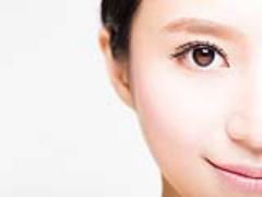 簡単に目力アップ＆鼻筋スッキリ!?お出掛け前の美顔テクニック