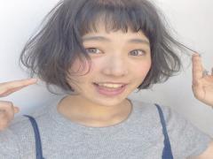 短い髪型を垢抜けヘアに♡ショートバングを組み合わせて女っぽく仕上げよう