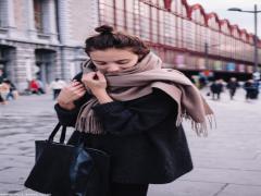 冬本番！ストールに合わせたい、おしゃれなまとめ髪のヘアスタイル集♡