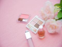 手持ちのアイシャドウで色っぽくイメチェンできる！ 縦グラデーションアイメイクでいつも