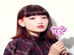 揺れるたびに変わる表情で魅せる。“インナーカラー”でひと味違うオシャレをしよう