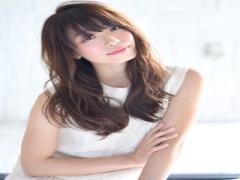 ふんわりシルエットにきゅん。ミックス巻きで髪型に華やかさを添えて♡