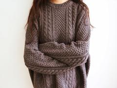 服の埃、嫌な静電気、まとまらない髪の毛。冬場のあるあるな悩みを解決する方法