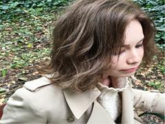 女性の色気は「ほどよい長さ」なの。アレンジ自由自在"ミディアムボブ”特集