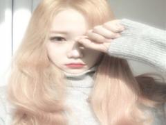 冬に舞い降りた天使。あえてのハイトーンカラーでつくる儚げガーリー