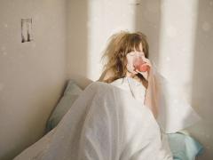 冬の朝はちょっぴり寂しい。"ベリーピンクリップ"で気分も表情も明るくしよう