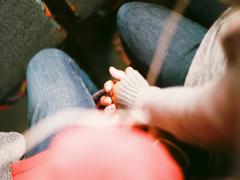 ふわりモテ髪と恋心を揺らせ♡彼の心に響く秋冬のロングヘア＆カラー特集