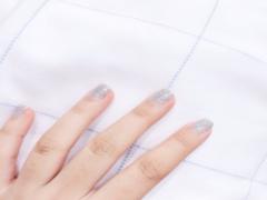 ページをめくる度に「わっ！」と驚く。大人でも思わず心躍る個性派図鑑