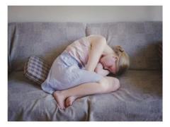 ラクして痩せたいのがホンネ。今日から始める、”冷えとり靴下”ダイエット