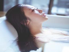 あのほてり顔をいつまでも♡2つのアイテムで作る、”湯上りメイク”のつくりかた
