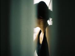 「たるみ」が気になり始めました。頭皮のリフトアップですっきり顔を取り戻すの