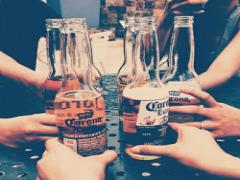 「あ、やっちゃった」を防ぎましょう。飲み会で気を付けたい3つのポイントとは