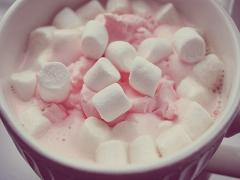 急に変わるなんて無理な話？純粋な時代に立ち返って学ぶ、かわいくなるためのヒント