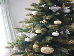 聖なる夜にさりげなツリーをしのばせて。クリスマス気分を手元で演出せよ♡