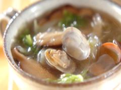 だしの旨みがカラダに沁みる アサリと白菜の中華スープ
