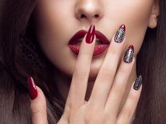 “老け見せ”してしまう口元のシワ！うるおいと「顔トレーニング」で防ごう