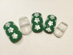 遊び心を効かせたレトロポップなフラワー柄 【ONE OVER MARS】