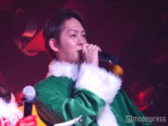 美女がザワつく“イケメンサンタ”の正体は？豪華サプライズ放出に会場興奮