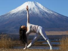 膝上のお肉をキュッとさせる！メリハリヨガ・ツボ8連発