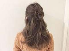 髪の毛で作るお花ヘアアレンジ！三つ編みフラワーのハーフアップがロマンチック