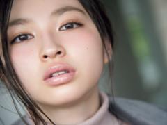 ベージュリップはこう使う！ たっぷり塗りでヌーディ＆上品なリップに