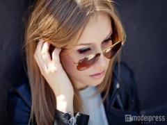 乾燥するのにテカるのはなぜ？「インナードライ肌」の対処法