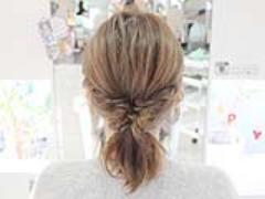 ボブの人必見!!お出掛けしたくなる、くるりんぱアレンジの作り方