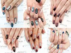 コーディネートに大人のスパイス！オシャレ度がアップする“ダークカラーネイル”