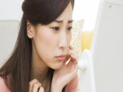 顔のベタベタが気になる…脂性肌に合ったケア法を教えて！