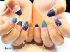 冬にぴったりネイル特集！季節を押さえたトレンドデザインでオシャレガールな爪先に