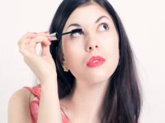 なんだかバランス悪くない？“メイクの順番”で顔は変わる！