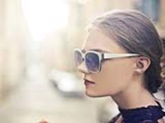 年齢はアゴに出る！二重アゴを退治する簡単トレーニングでマイナス5歳の若見えに！