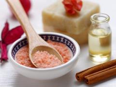 お風呂でアロマ！アロマバスに適したアロマオイルとは？