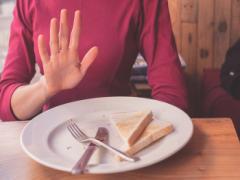 やっぱりダイエットのカギは糖質コントロール？ストレスを溜めない糖質制限方法