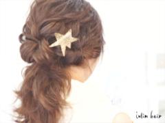 定番くるりんぱを簡単ワンランクアップ！くるりんぱだけで作れるお手軽ヘアアレンジ