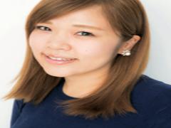 ポイントは下地で仕込むツヤ♪ パウダーファンデで抜け感のある肌へ