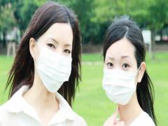 マスクが原因でニキビが！ ニキビを作らないマスクの選びかた&amp;スキンケア