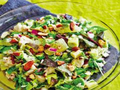 美肌だけでなくダイエットにも◎アボカドとグレープフルーツ、チキンの雑穀サラダ