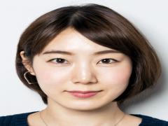 今どきのふさふさ眉を活かして、知的で品のあるフェミニン顔に！