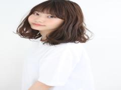 春はやっぱりパーマ・ウェーブがトレンド必至♡春モテふわふわミディアムへア４選♡