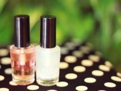 神は細部に宿る！ネイルケアでマニキュア無しでも美しい指先に