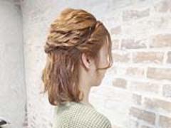 ヘアゴム1つとピン2本でできる簡単ハーフアップアのレシピ☆