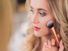 目指すはハーフ顔！彫り深くなれる簡単メイク術を大公開