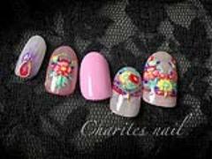 アフリカンテイストを叶えてくれる刺繍フラワーネイルデザインがレトロでかわいい