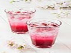 クランベリーシロップと蜜漬け桜で春を先取り！フレッシュネスバーガーから桜の香りが甘