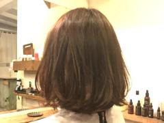 今季は外ハネスタイルに注目！無造作感が漂うちょい外ハネボブの巻き方・作り方