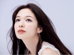 今年の春は脱・黒アイライナー！ 優しげなのに目力しっかりを叶える“透けアイライン”