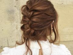 三つ編み・ねじり編み・編み込みをマスターしよう。三大編みでつくる簡単アレンジ♡